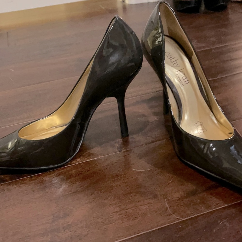 Cathy Jean black heels, Size 7.